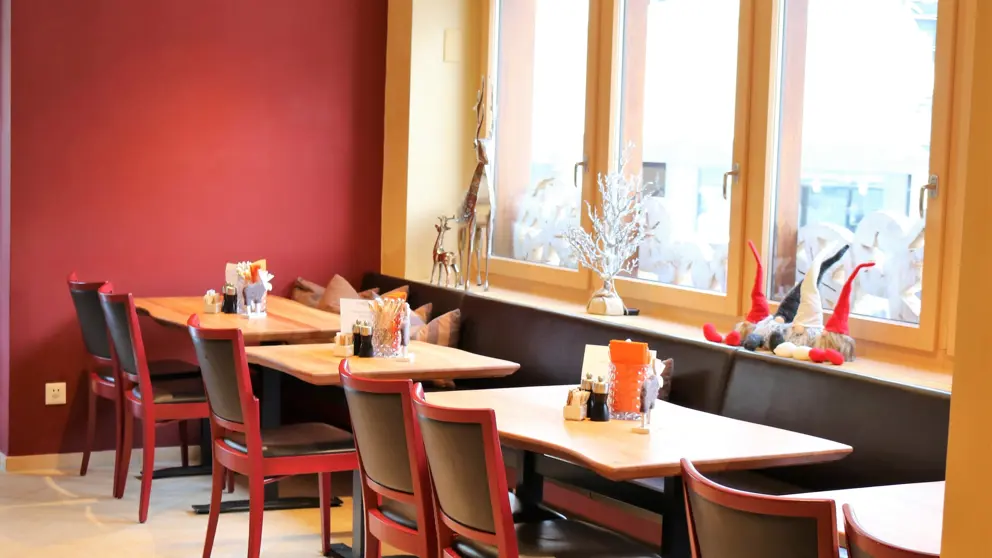 Hotel Schweizerhof St Moritz Restaurant (1) [5]
