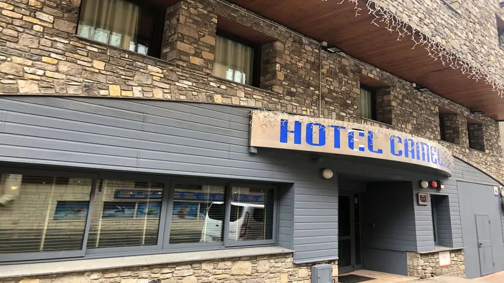 Hotel Camellot [1]