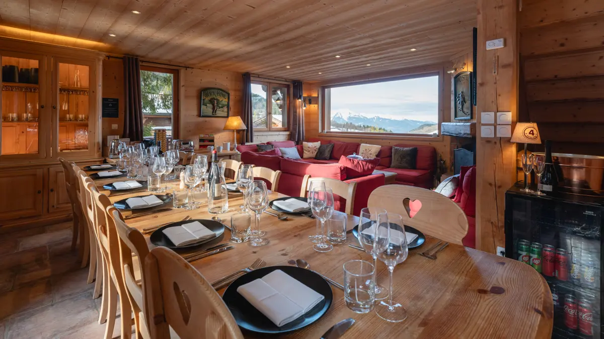 Chalet Jardin Alpin La Tania Dining Room (9)