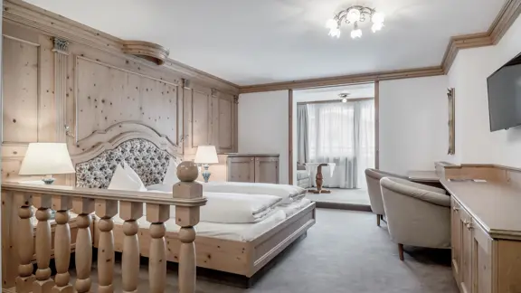 Category H junior suite