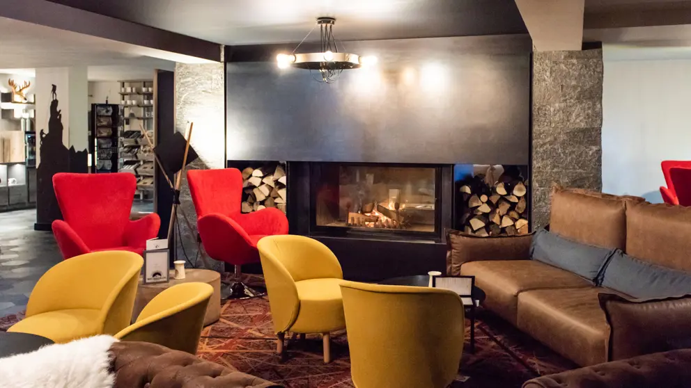 Chalet Hotel Le Prieure And Spa Chamonix Lounge.Jpg 3 [6]