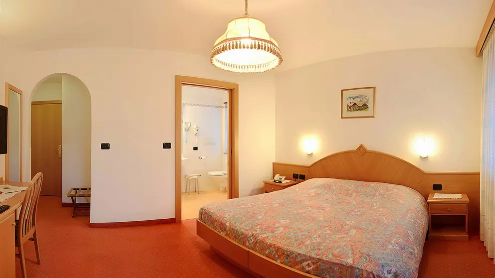 Hotel Dolomites Inn Val Di Fassa Penia Austrian Twin Classic Room 3 [1]