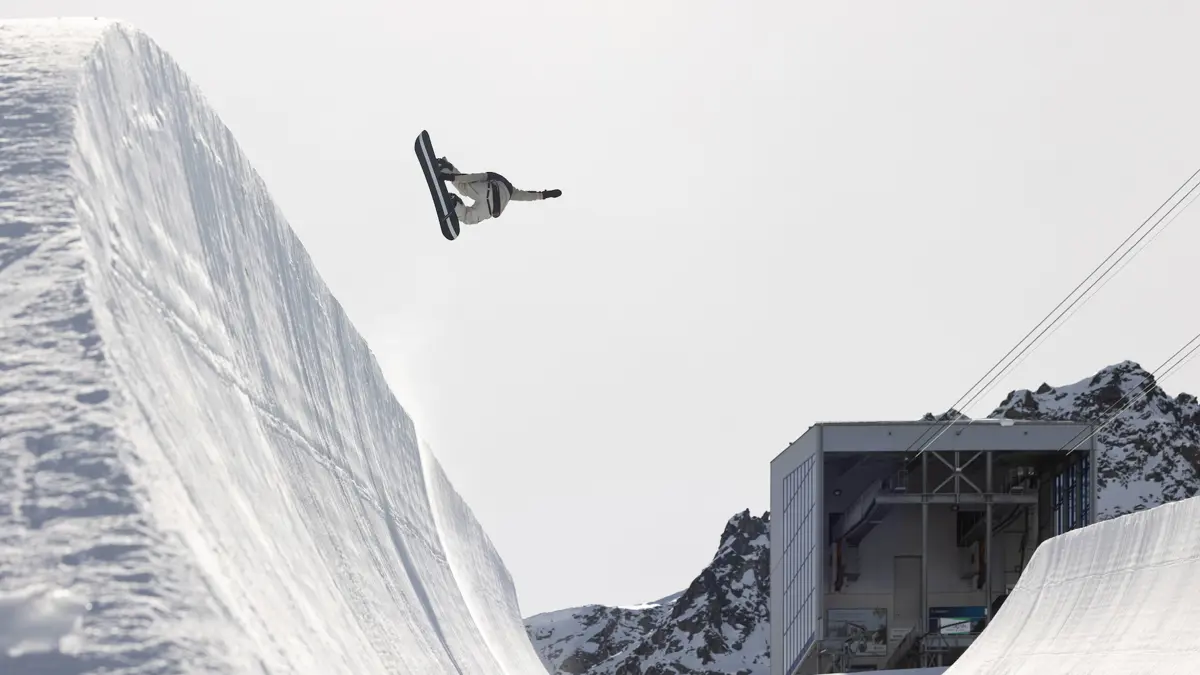 Freestyle snowboarding