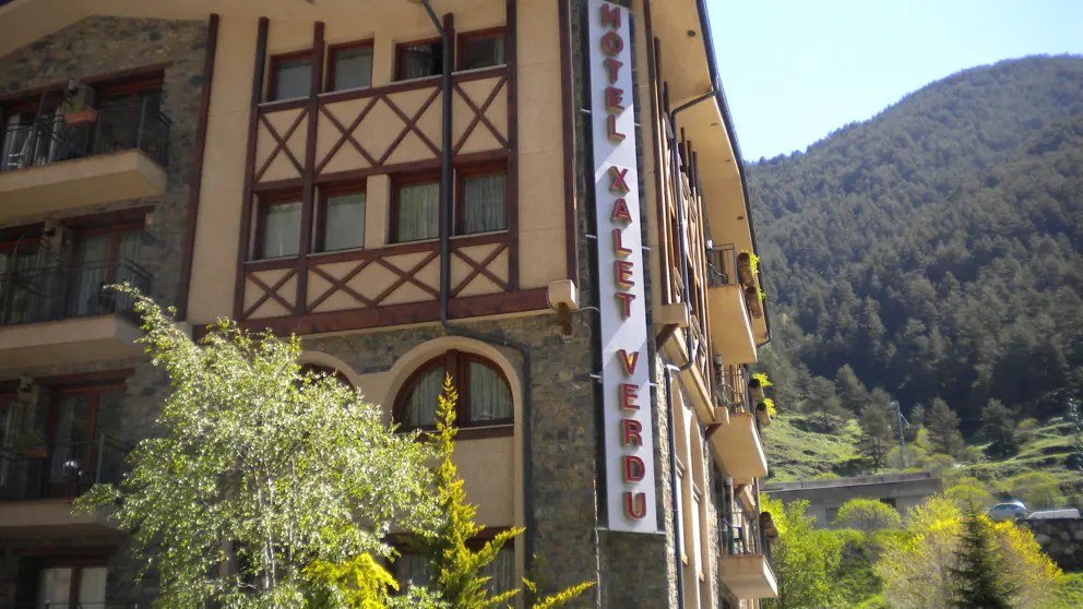 Hotel Xalet Verdu Arinsal Exterior 1 [6]