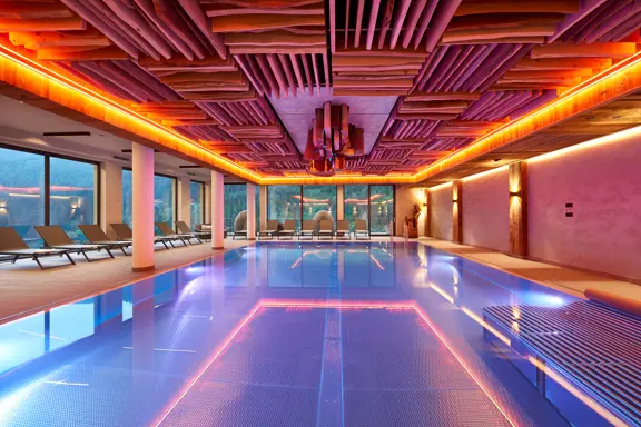 Gardenhotel Daxer Zell Am See Swimming Pool (2)