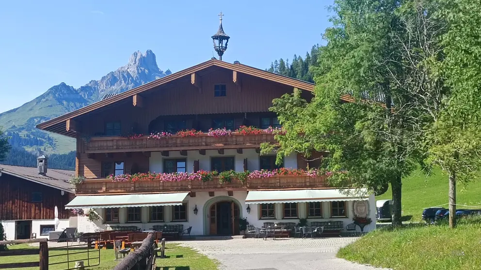 Hotel Hammerhof Exterior [7]