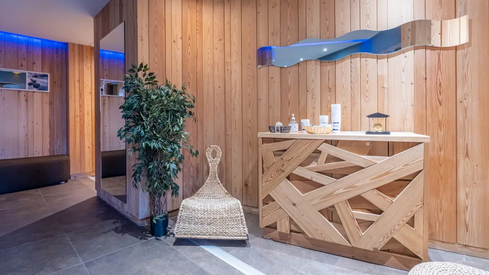 Les Crozats Apartments Avoriaz Wellness Area [2]