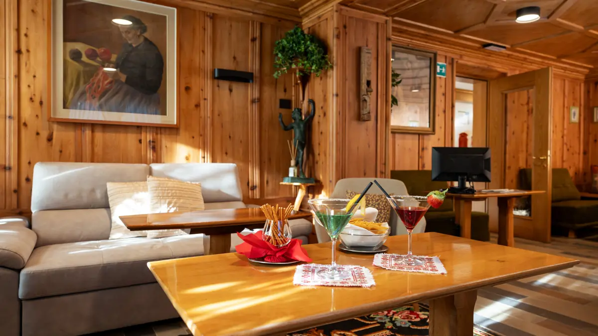 Hotel Pontechiesa Cortina Lounge2