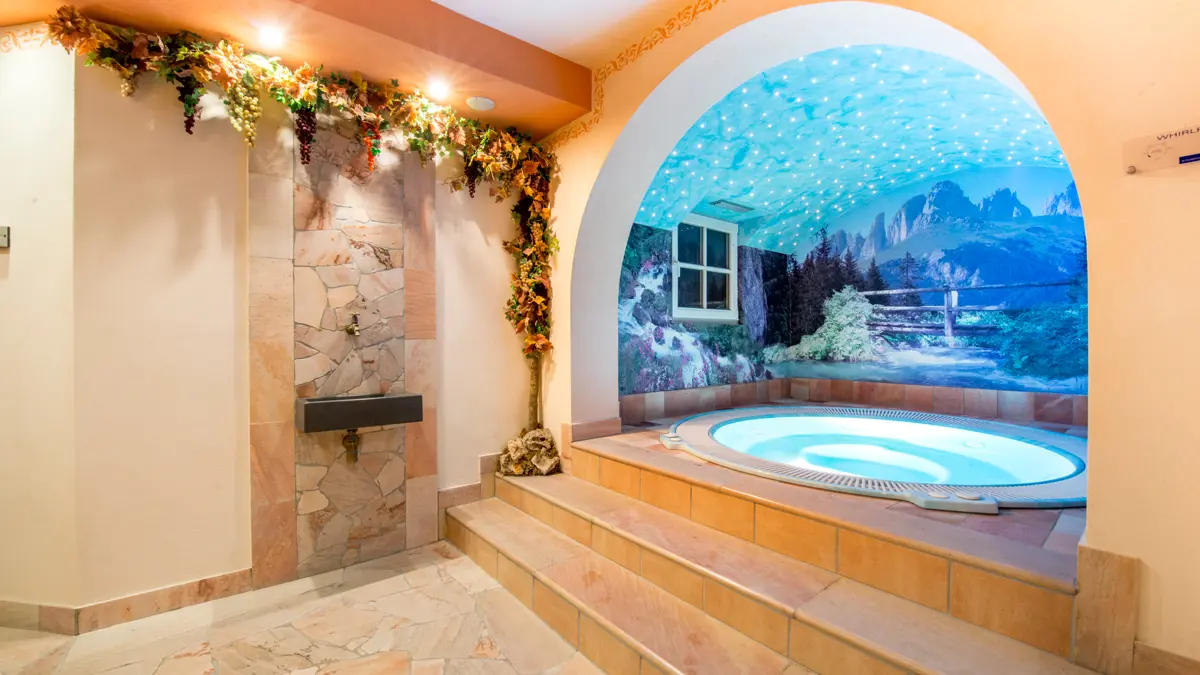 Inghams Italy Dolomites Penia Hotel Villa Rosella Hottub
