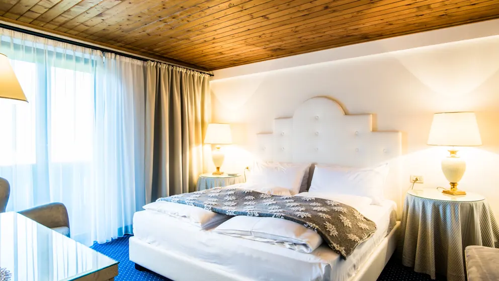 Inghams Italy Dolomites Selva Hotel Pralong Bedroom [6]