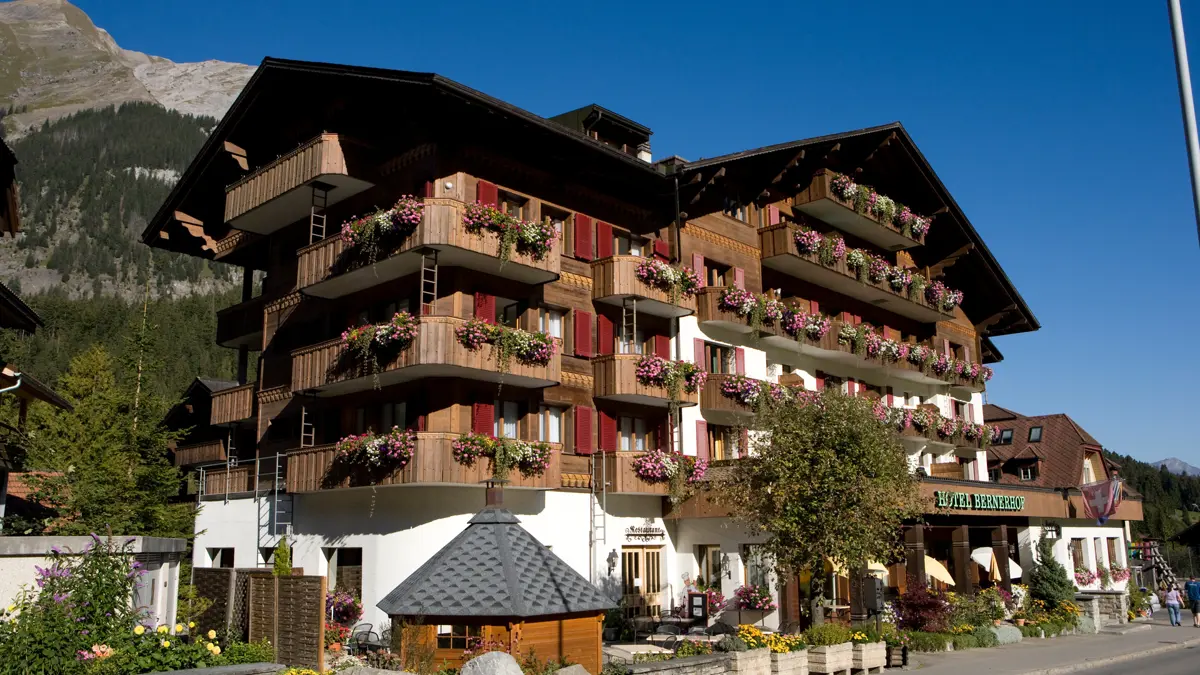 Hotel Bernerhof Kandersteg Exterior