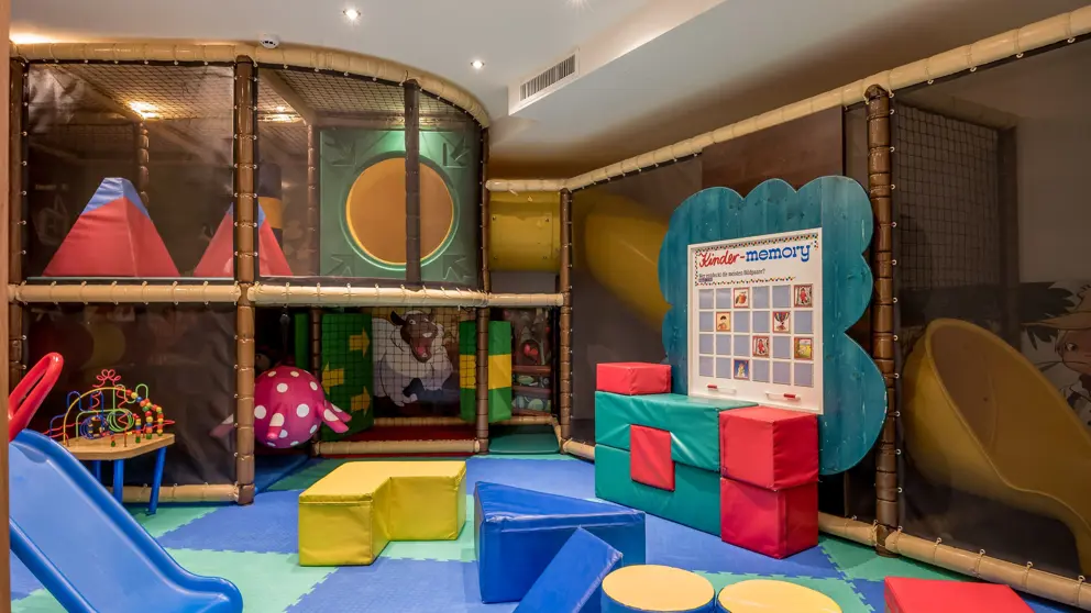 Hotel Alpenland Obergurgl Playroom [8]