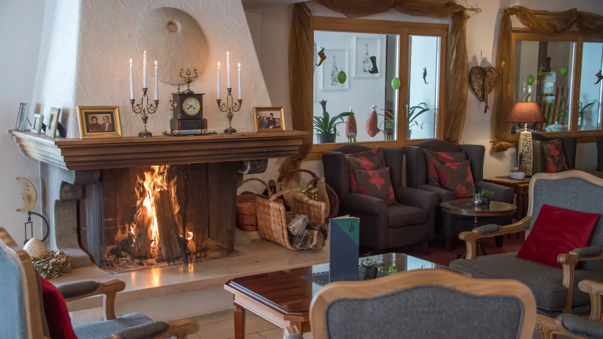 Waldhotel Doldenhorn Kandersteg Lounge Area
