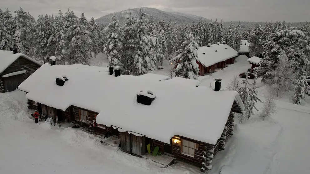 Levi Log Cabins Levi Lomailevi E18 Cabin Exterior [2]