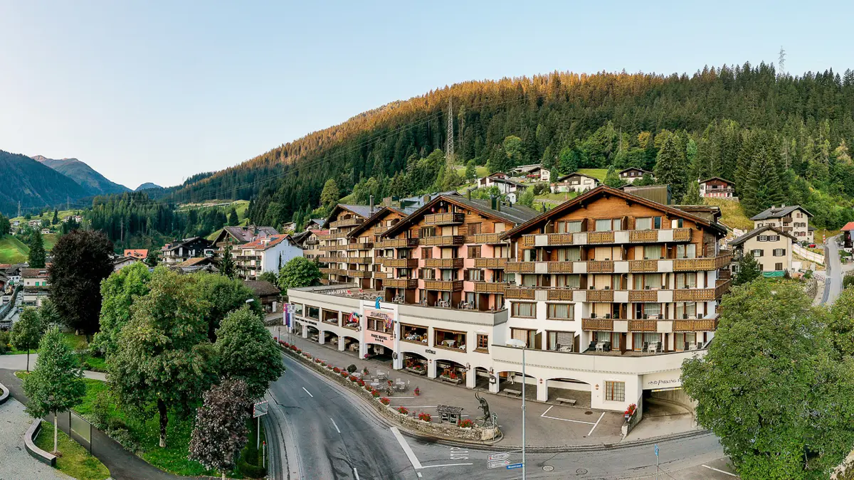 Hotel Silvretta Park Klosters Exterior 2