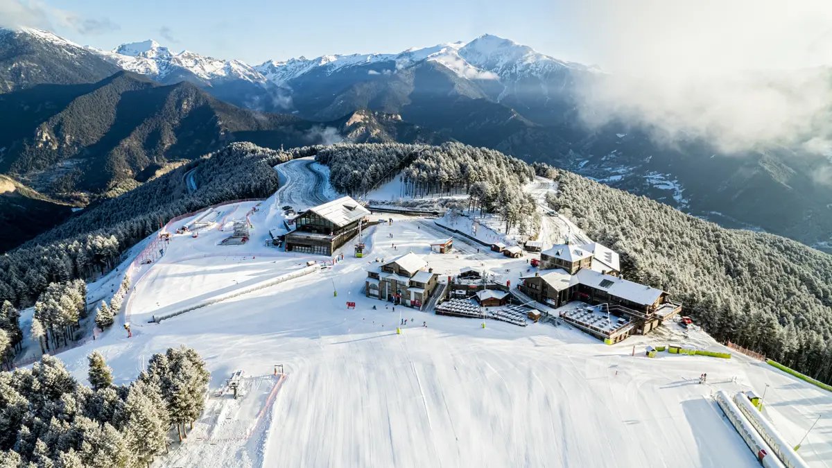 Pal-Arinsal From Above