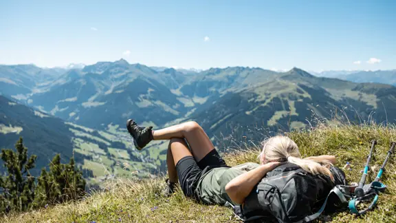 Views from the Gratlspitze in Alpbach (copyright: Alpbachtal Tourismus Foto Hannes Sautner shootandstyle.com)