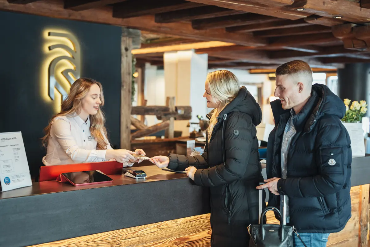 Hotel Alpen Reception