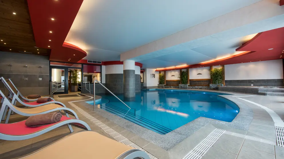 Residence Les Clarines Les Menuires Pool [2]