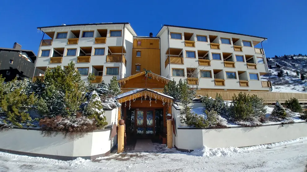 Inghams Italy Dolomites Arabba Hotel Grifone External [7]
