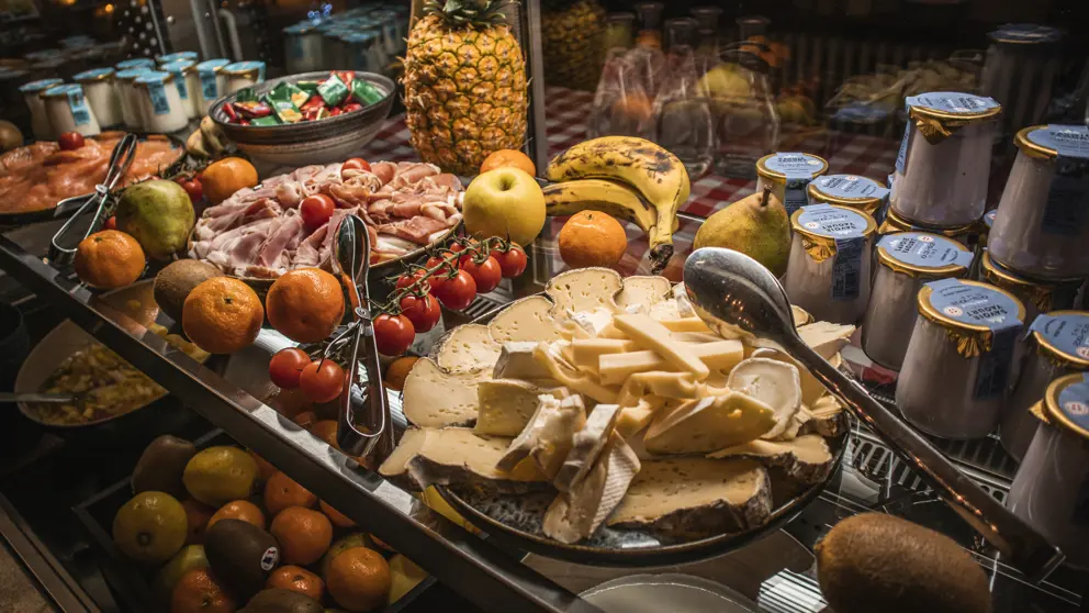 Hotel Le Val d'Isere Breakfast buffet [7]