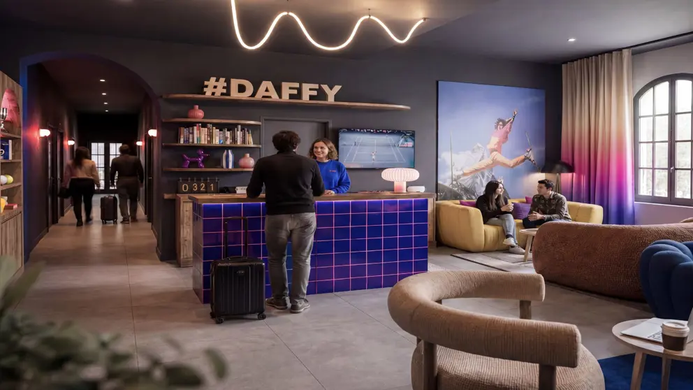 Daffy Hotel Briancon Reception [2]