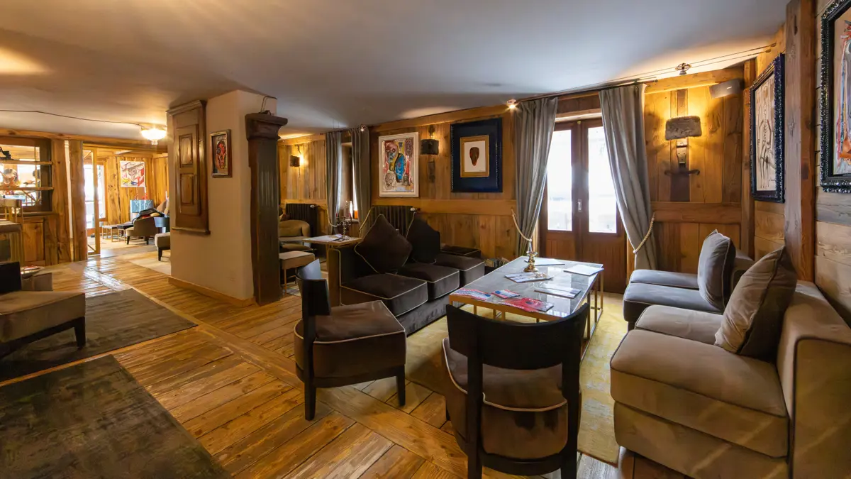 Italy Aosta Vally Cervinia Hotel Grivola Communal Lounge