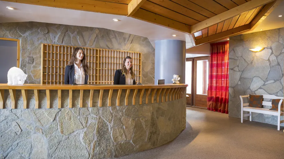 Hotel Les Melezes Les Arcs Reception [2]