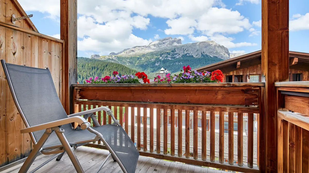 Inghams Italy Dolomites Corvara Sporthotel Panorama Balcony