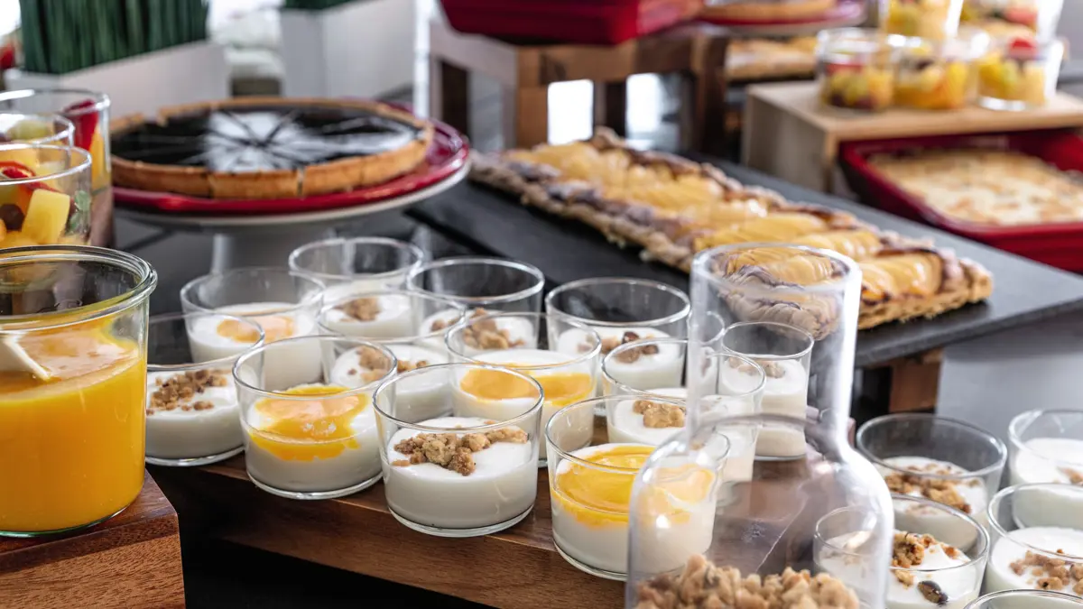 Hotel Val Claret All Inclusive Tignes breakfast buffet
