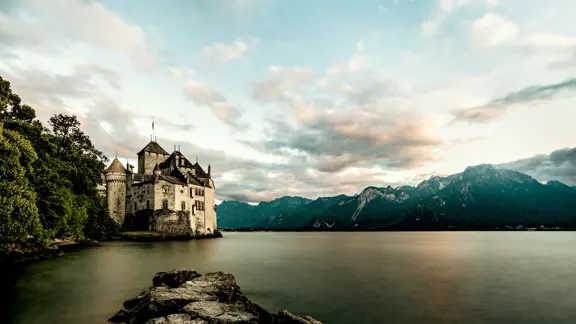 Montreux veytaux Chillon Castle