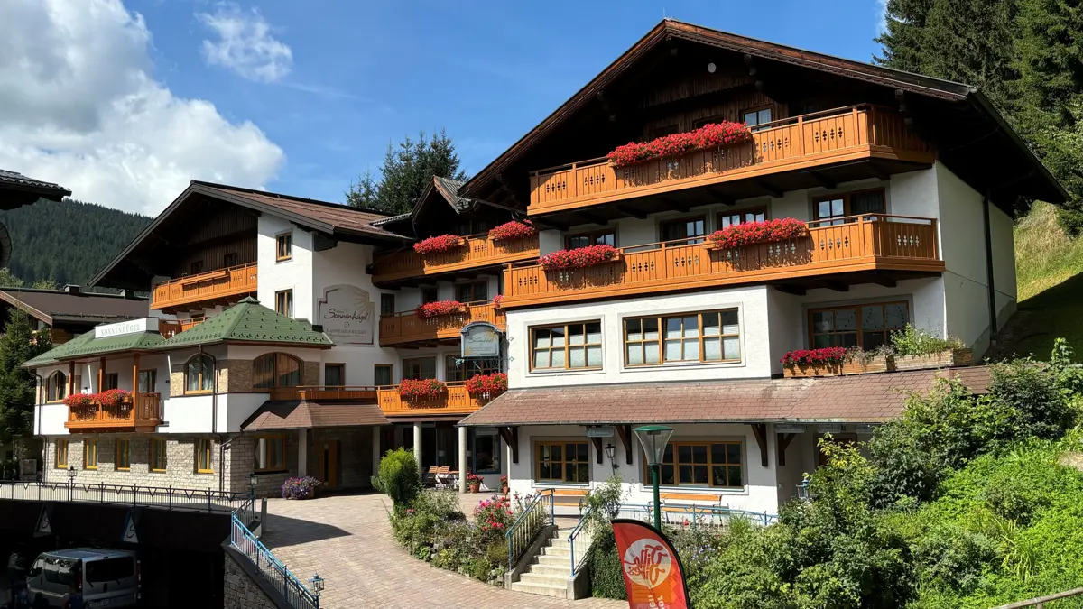 Hanneshof Resort Filzmoos Sonnenhügel Hotel Exterior