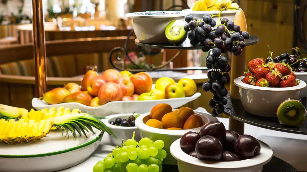 Hotel Romantik Schweizerhof Grindelwald Fruit Basket [7]