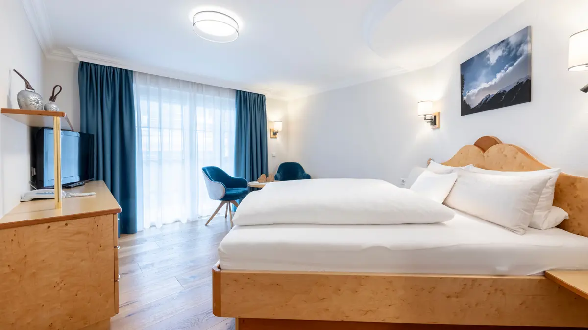 Hotel Jagerhof Ischgl Standard Austrian Twin (1)