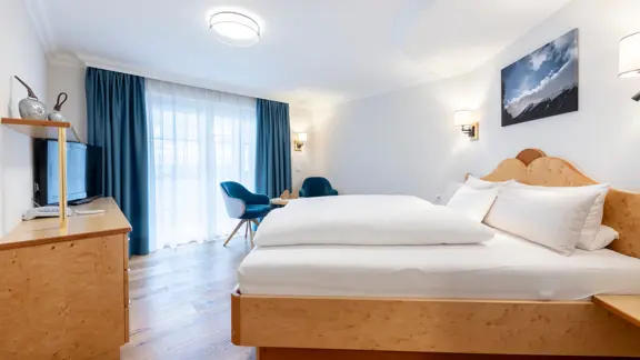 Standard Austrian twin