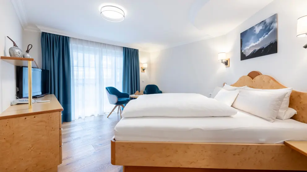 Hotel Jagerhof Ischgl Standard Austrian Twin (1) [4]