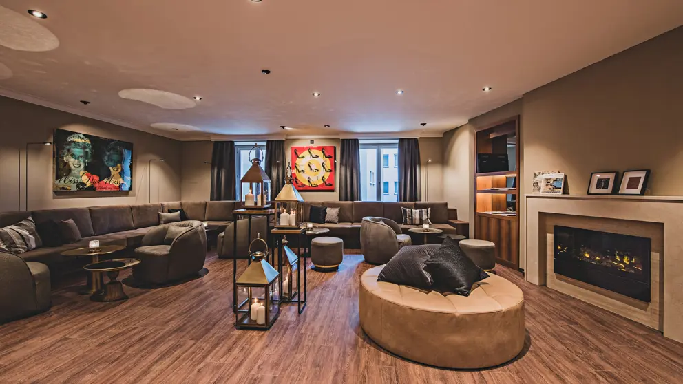 Hotel Monopol St Moritz Lounge [6]