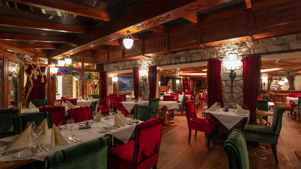 Hotel Alex Zermatt Dining Room [7]
