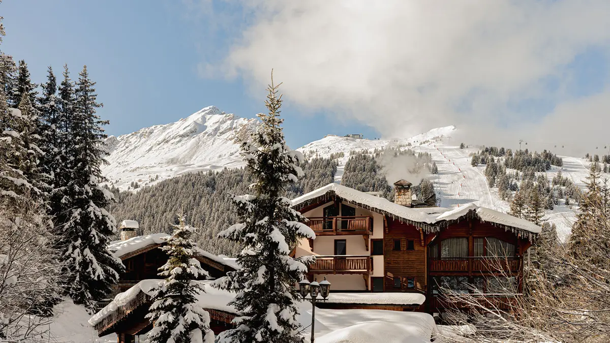 Hotel Les Sherpas Courchevel Exterior
