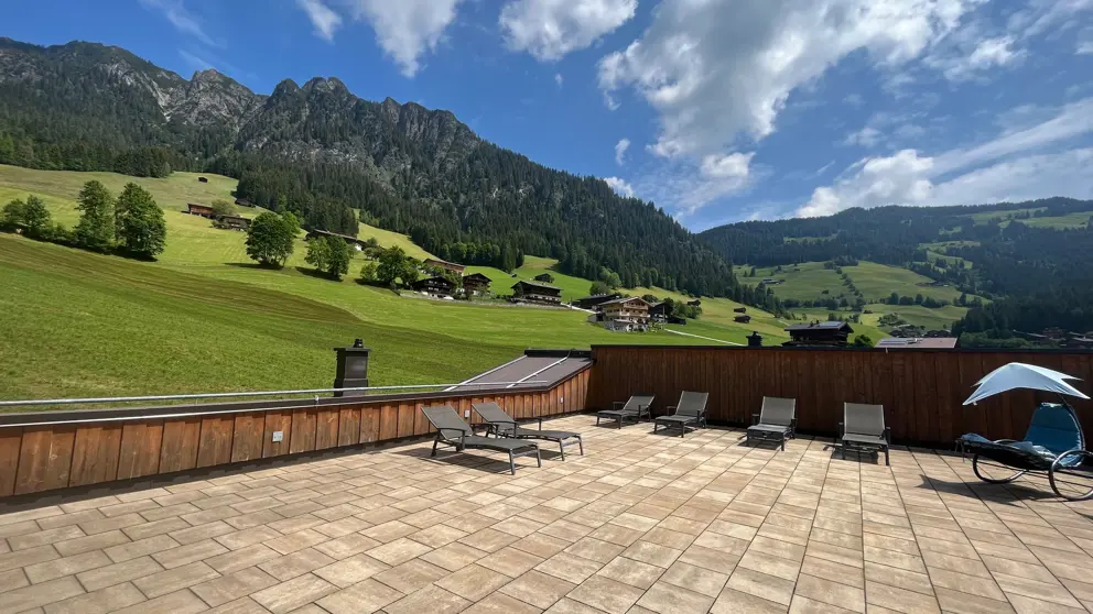 Hotel Alphof Alpbach Rooftop Terrace [5]