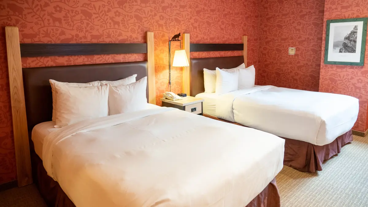 Fox Hotel And Suites Banff Superior One Bedroom Suite 2