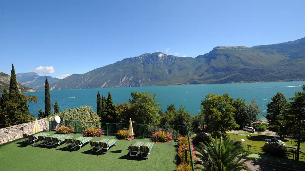 Lake Views, Hotel Alexander, Limone [2]