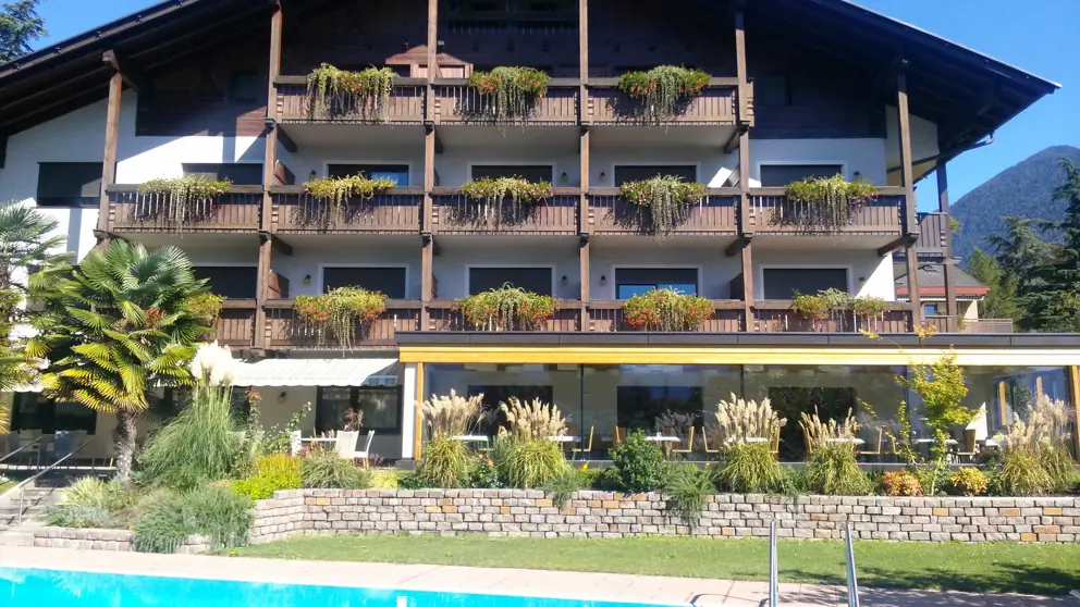 Hotel Salgart (1) [8]