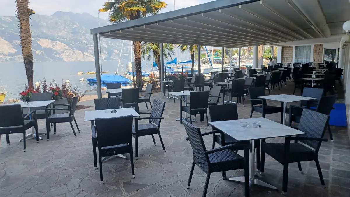 Hotel Excelsior Bay Malcesine Terrace 2