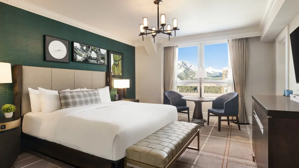 Fairmont Banff Springs Deluxe Room [8]