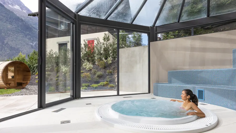Chalet Hotel Le Prieure And Spa Chamonix Jacuzzi [4]