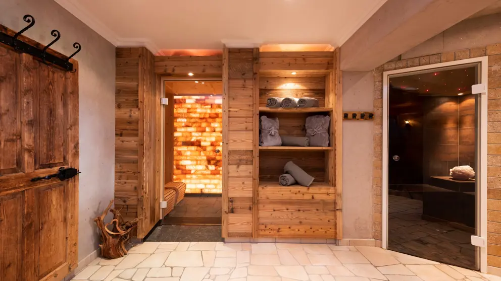 Hotel Stubaierhof Neustift Wellness Area Copyright Chris Hasibeder [3]