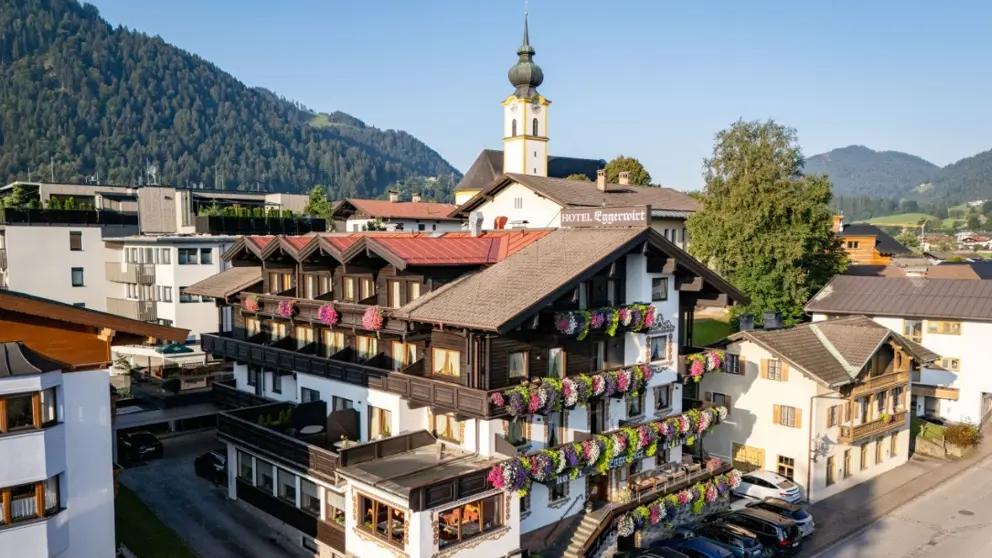Hotel Eggerwirt Exterior [8]