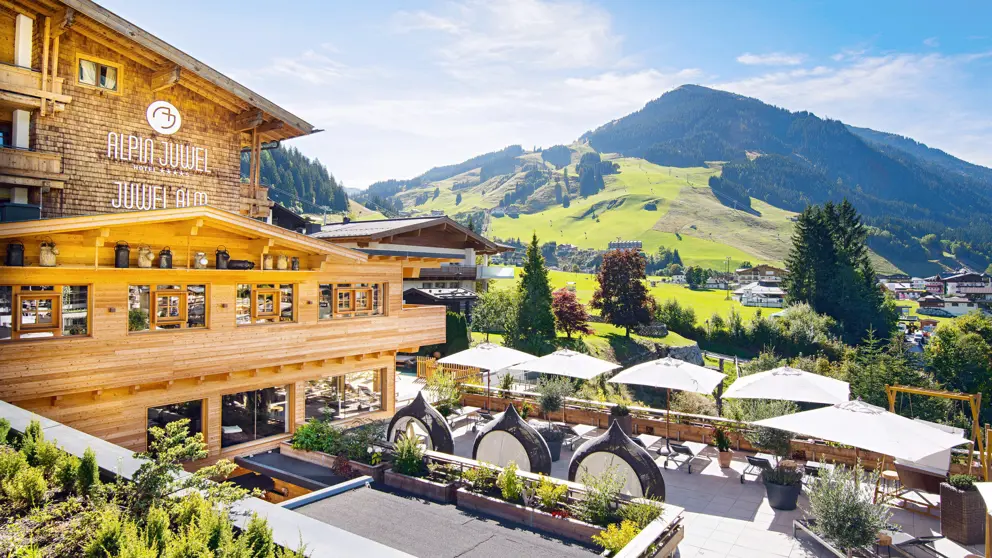 Hotel Alpin Juwel Hinterglemm Terrace [2]