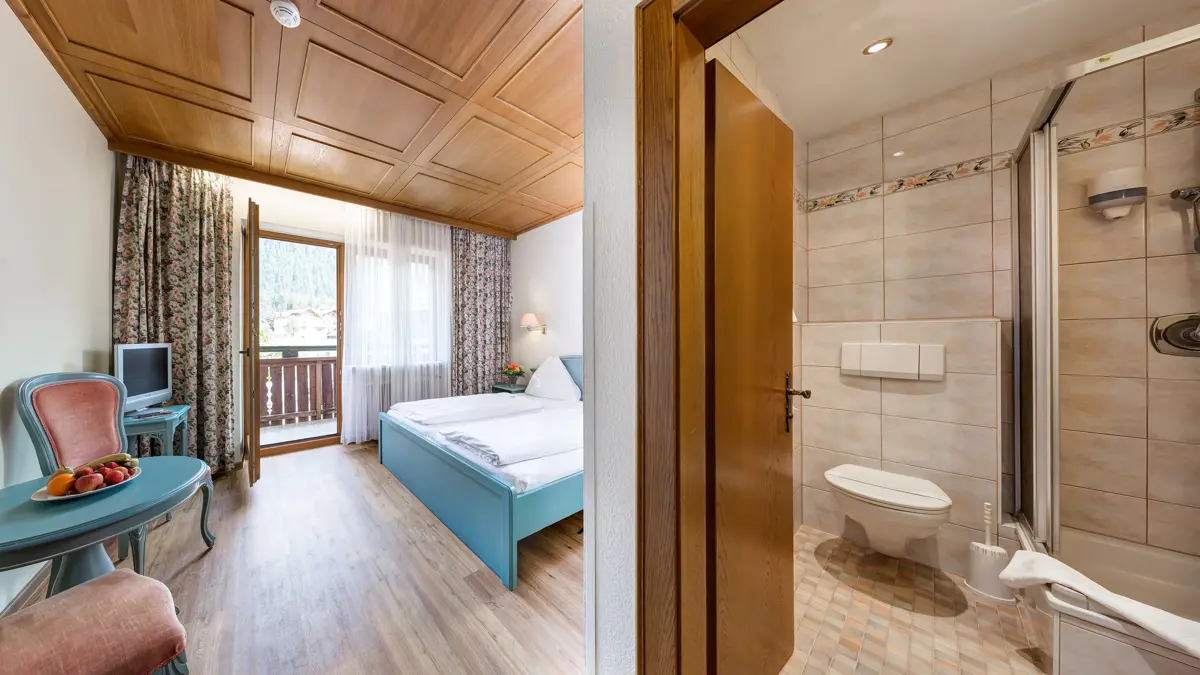 Pension Nordstern Mayrhofen Example Austrian Twin Room 2